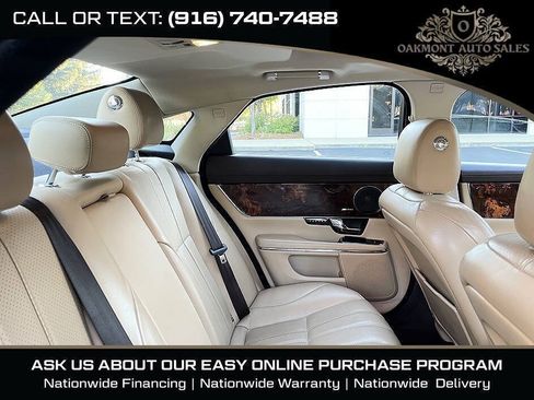 Used 2013 Jaguar XJ RWD image 15
