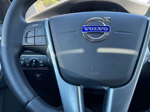 Used 2015 Volvo V60 T5 AWD/4WD image 22
