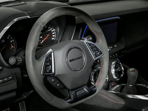Used 2017 Chevrolet Camaro ZL1 image 24