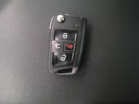 Used 2020 Volkswagen Jetta S w/ Driver Assistance Package image 32