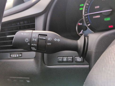 Used 2016 Lexus RX 450h AWD image 29