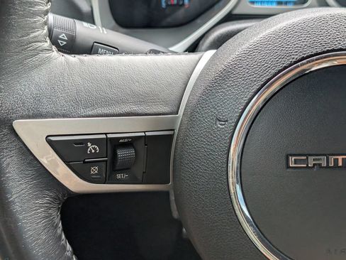 Used 2011 Chevrolet Camaro SS RWD image 25