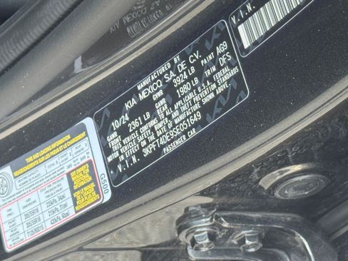 Used 2025 Kia K4 LXS image 29