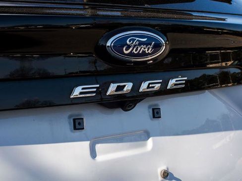 Certified 2023 Ford Edge SEL image 10