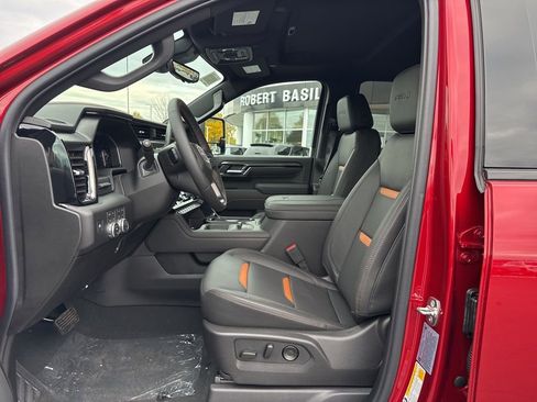 New 2026 GMC Sierra 2500 AT4 w/ AT4 Premium Plus Package image 9