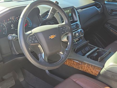 Used 2020 Chevrolet Tahoe Premier w/ Premier Plus Edition image 18