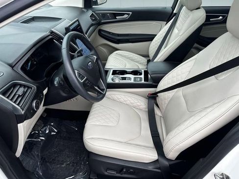 Used 2024 Ford Edge Titanium w/ Equipment Group 301A AWD/4WD image 10