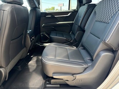 Used 2026 GMC Acadia Denali w/ Super Cruise Package AWD/4WD image 19
