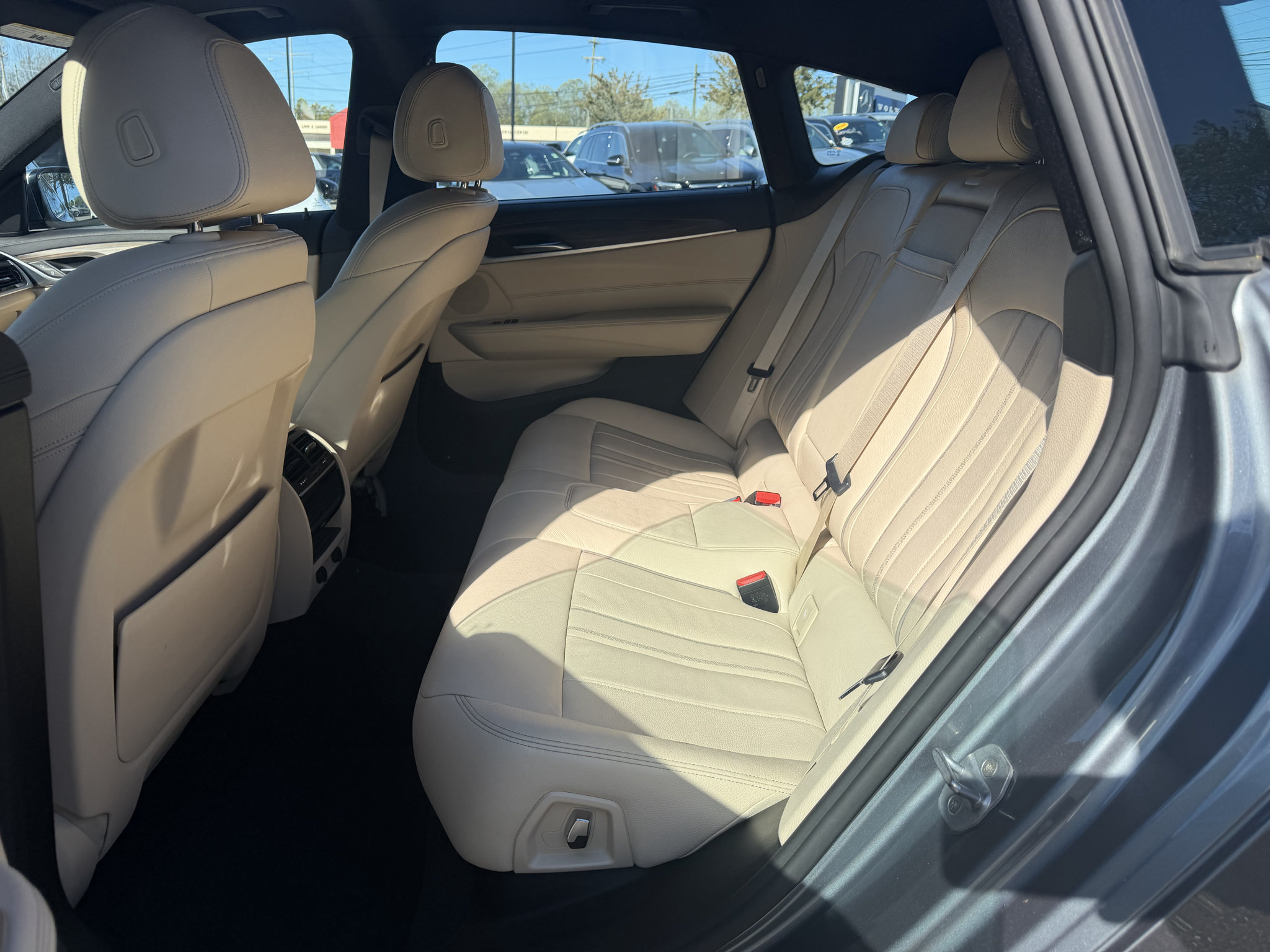 Used 2019 BMW 640i Gran Turismo xDrive w/ Parking Assistance Package AWD/4WD image 13