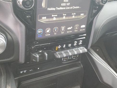 Used 2019 RAM 1500 Limited image 20