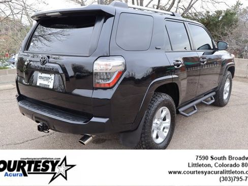 Used 2020 Toyota 4Runner SR5 Premium w/ Moonroof Package image 6