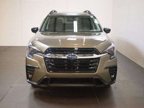 Certified 2026 Subaru Ascent Limited AWD/4WD image 2