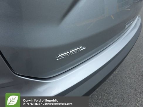 Used 2024 Ford Edge SEL AWD/4WD image 8