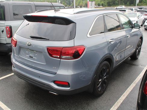 Used 2019 Kia Sorento S FWD image 6