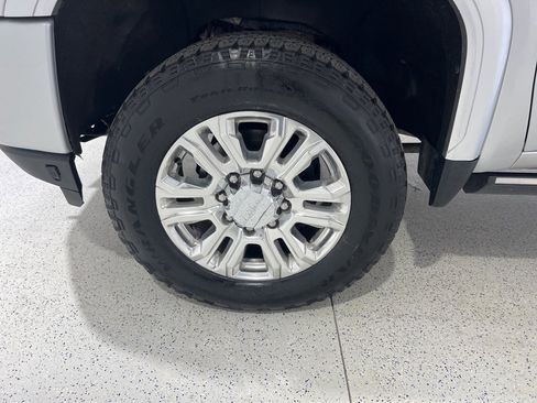 Used 2022 GMC Sierra 2500 Denali image 29
