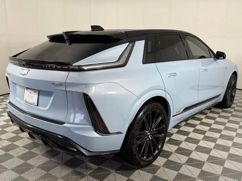 New 2026 Cadillac Lyriq V image 9