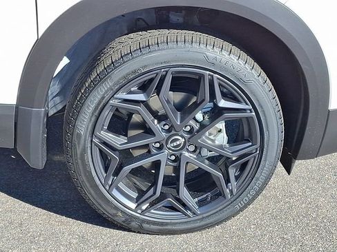 New 2026 Nissan Kicks SR w/ SR Premium Package image 7