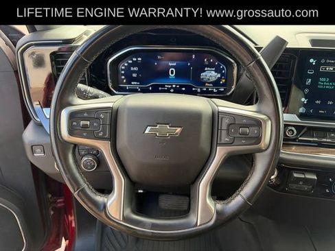 Used 2023 Chevrolet Silverado 1500 RST AWD/4WD image 18