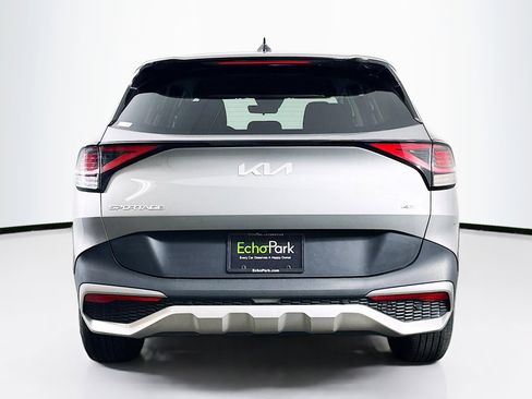 Used 2025 Kia Sportage LX image 7