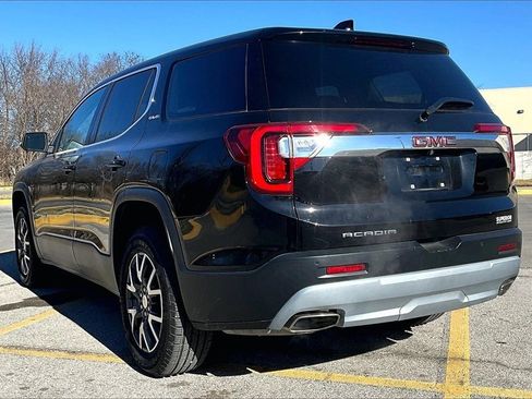 Used 2023 GMC Acadia SLE image 4