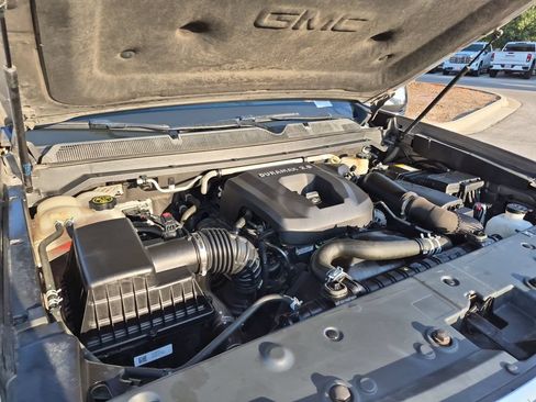 Used 2016 GMC Canyon SLT w/ Driver Alert Package AWD/4WD image 18