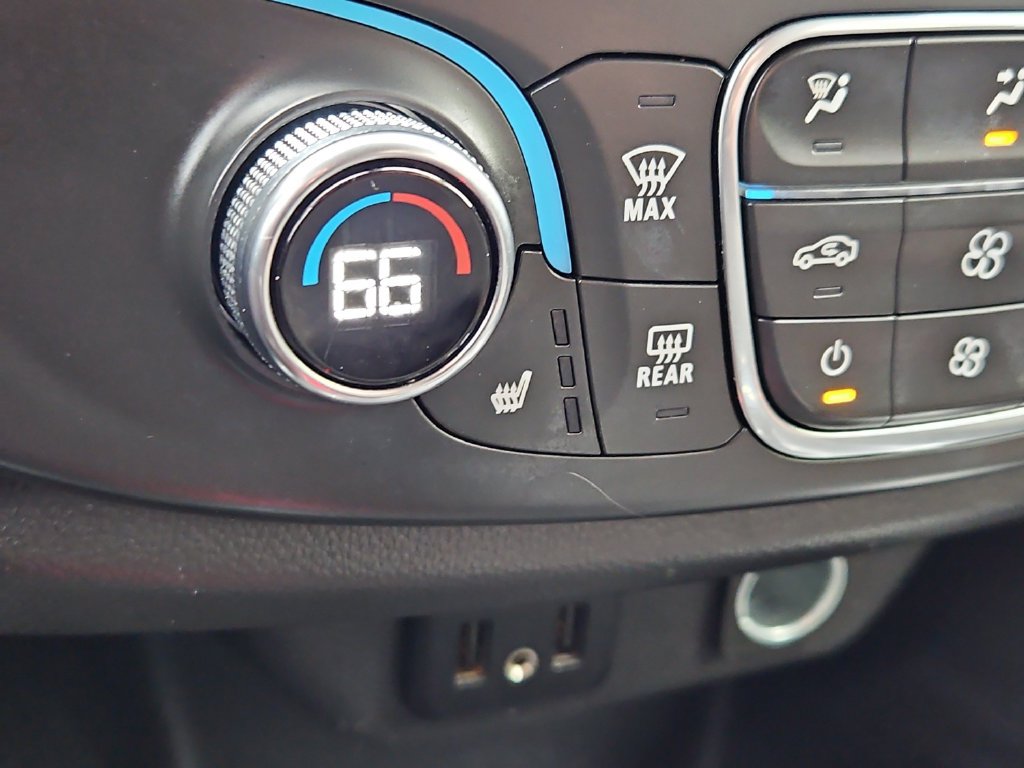 Used 2021 Chevrolet Traverse LT AWD/4WD image 18