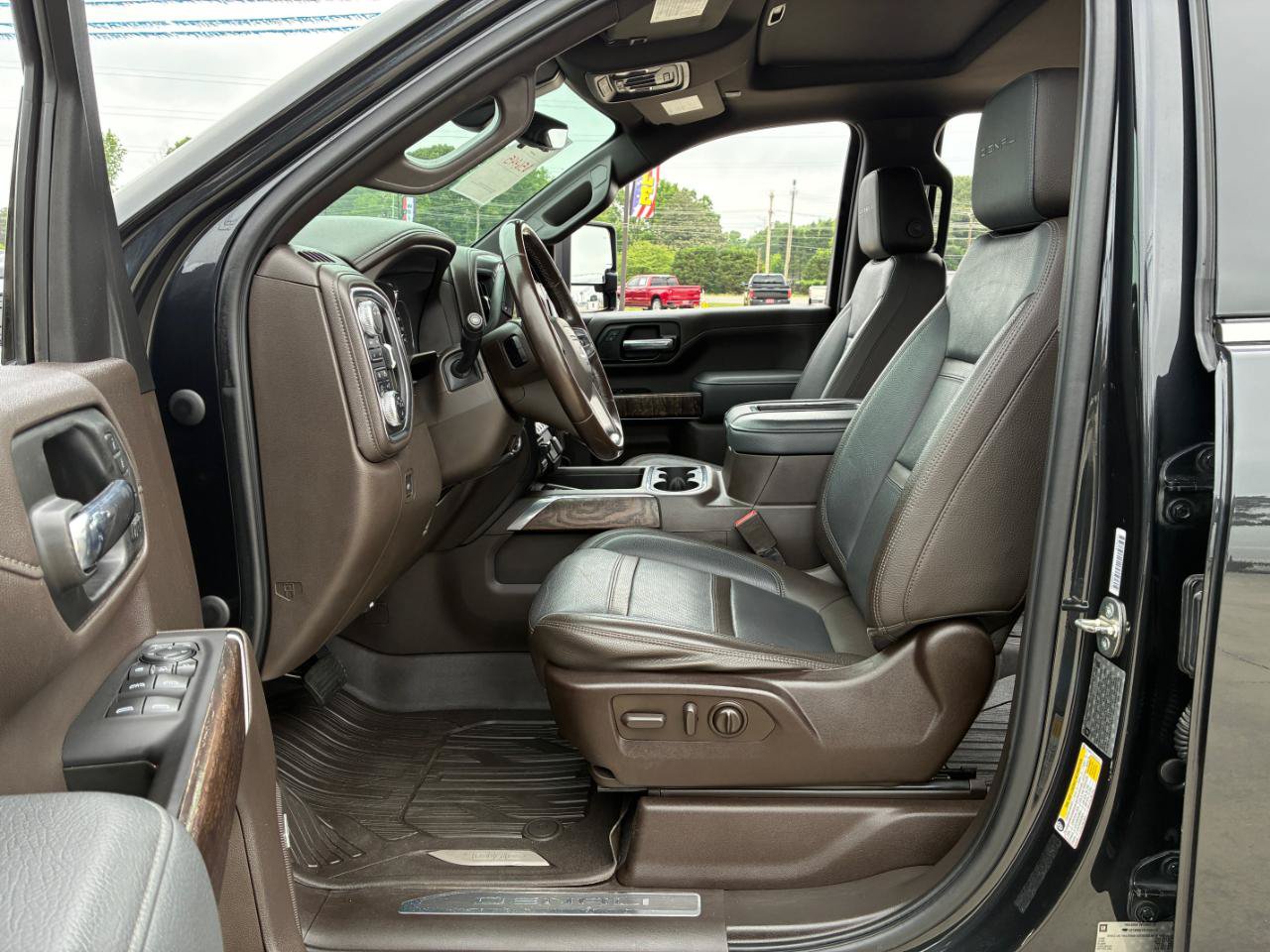 Used 2020 GMC Sierra 2500 Denali w/ Denali Ultimate Package AWD/4WD image 13