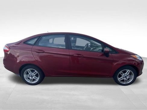 Used 2017 Ford Fiesta SE FWD image 12