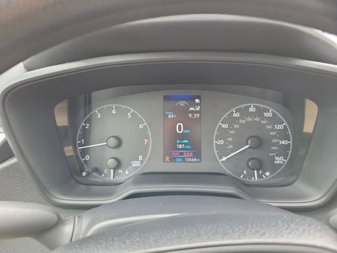 Certified 2025 Toyota Corolla LE FWD image 32