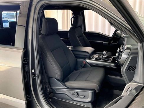 Used 2022 Ford F150 XLT w/ Equipment Group 302A High image 16