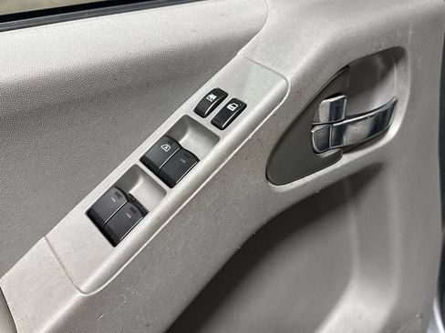 Used 2019 Nissan Frontier SV RWD image 20