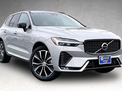 Certified 2024 Volvo XC60 B5 Plus w/ Climate Package AWD/4WD image 3