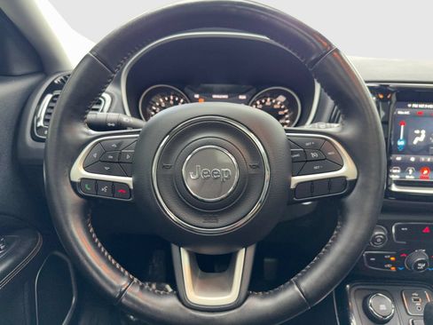 Used 2019 Jeep Compass Limited AWD/4WD image 19