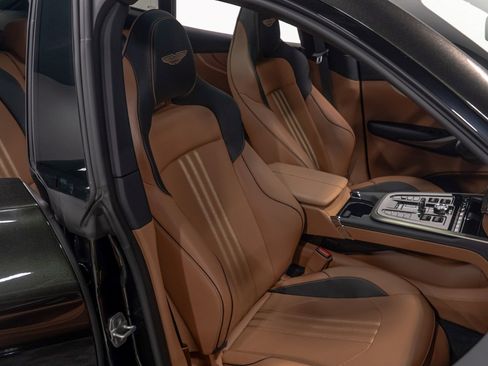 Used 2025 Aston Martin DBX 707 image 67