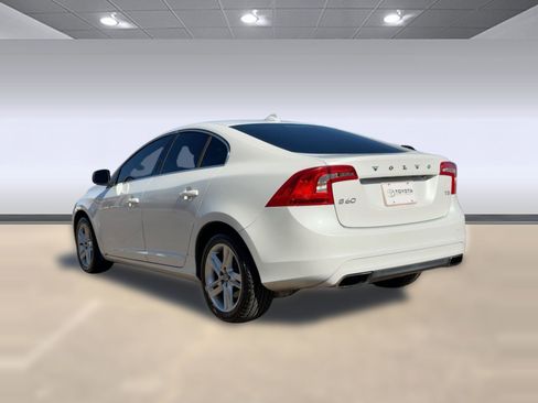 Used 2015 Volvo S60 T5 Premier image 3