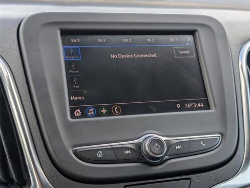 Used 2021 Chevrolet Equinox LS w/ LS Convenience Package image 15