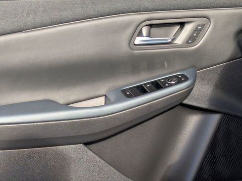 New 2026 Nissan Leaf Platinum+ w/ Cargo Package (Platinum+) image 11