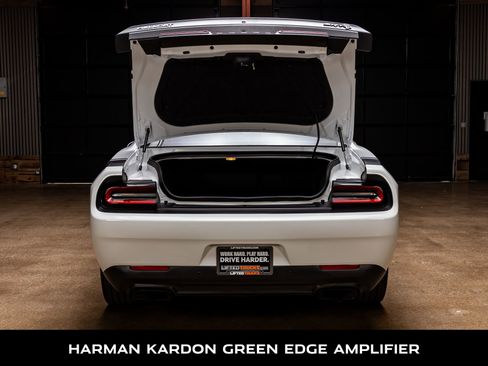 Used 2018 Dodge Challenger SRT Hellcat image 8