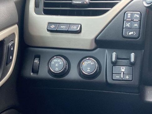 Used 2018 GMC Yukon Denali w/ Denali Ultimate Package image 14