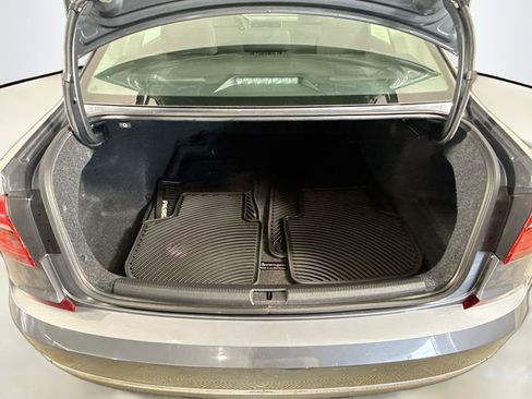 Used 2018 Volkswagen Passat 2.0T S w/ Driver Assistance Package image 34