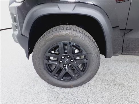 New 2025 Chevrolet Colorado Trail Boss w/ Midnight Edition image 7