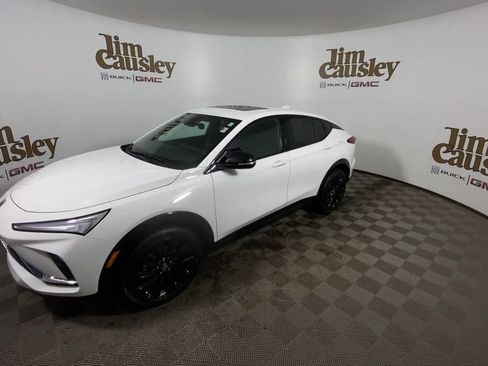 Used 2024 Buick Envista Sport Touring w/ Convenience I Package image 4