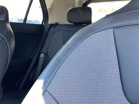 New 2026 Kia Niro EX image 12