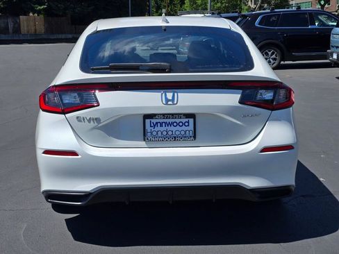 Certified 2025 Honda Civic Sport image 14