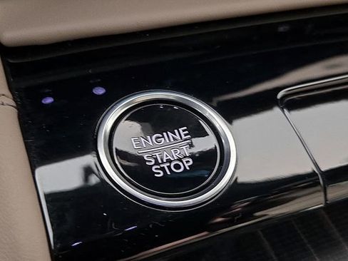 New 2026 Lincoln Navigator Black Label AWD/4WD image 21