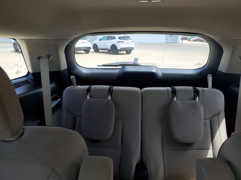 Used 2020 Ford Explorer XLT AWD/4WD image 14