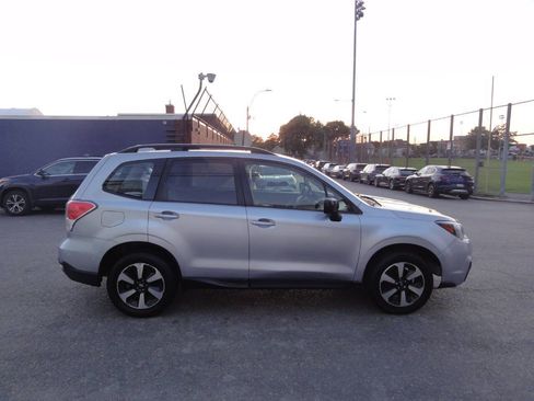 Used 2017 Subaru Forester 2.5i w/ Alloy Wheel Package AWD/4WD image 28