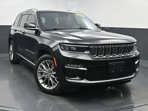 Used 2025 Jeep Grand Cherokee Summit image 1