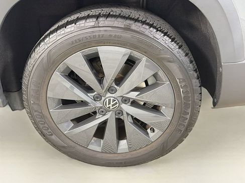 Used 2024 Volkswagen Taos S FWD image 28