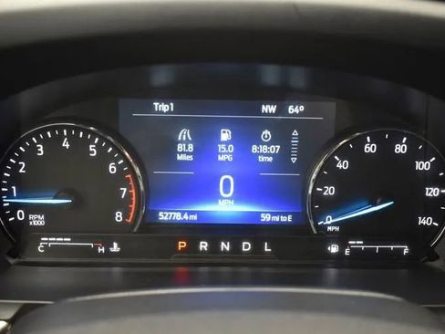 Used 2022 Ford Explorer XLT AWD/4WD image 28